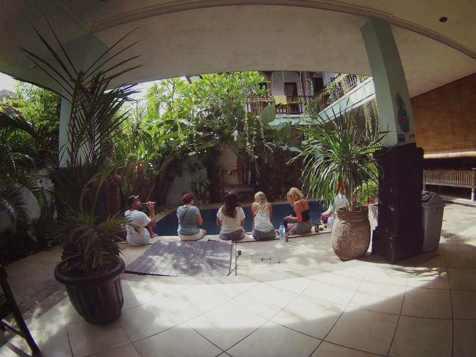 Canggu Surf Hostel Exterior photo