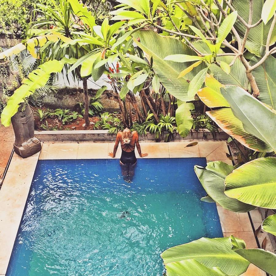 Canggu Surf Hostel Exterior photo